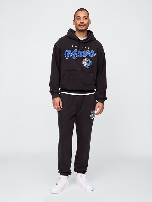 Image number 1 showing, NBA Dallas Mavericks Logo Heavyweight Joggers