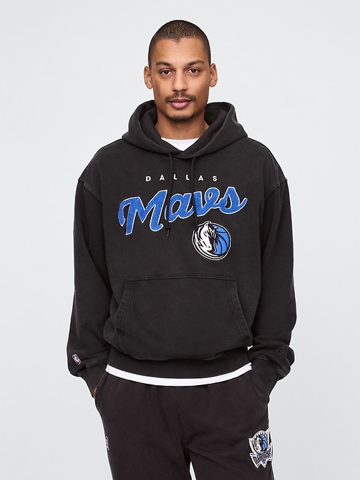 Image number 1 showing, NBA Dallas Mavericks Logo Heavyweight Hoodie