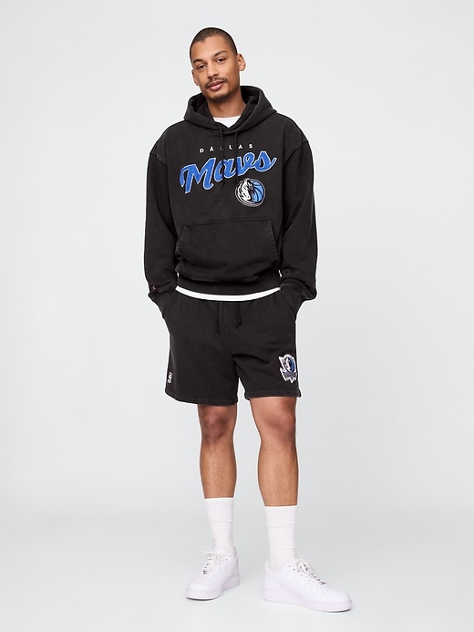 Image number 1 showing, NBA Dallas Mavericks Logo Heavyweight Sweat Shorts