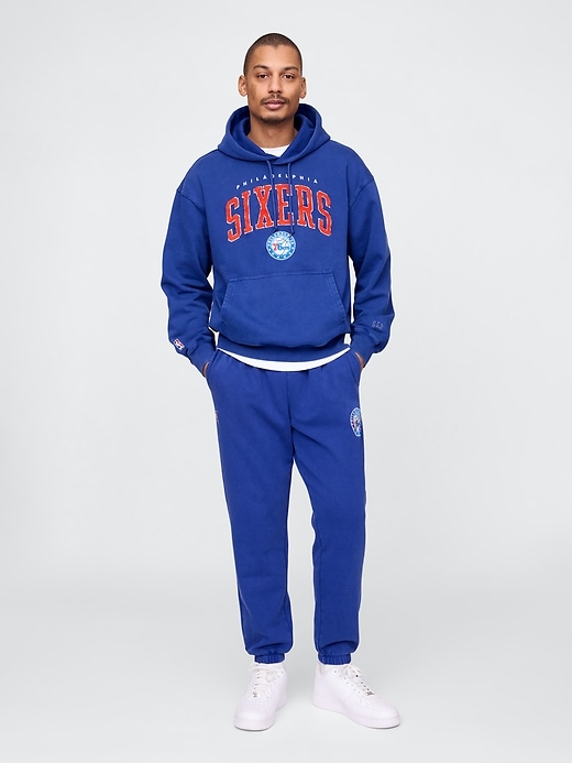 Image number 1 showing, NBA Philadelphia Sixers Logo Heavyweight Joggers