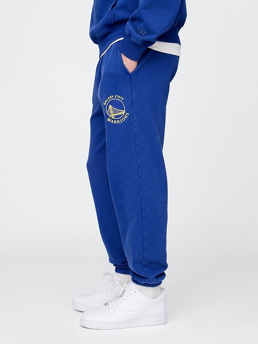 Image number 3 showing, NBA Golden State Warriors Logo Heavyweight Joggers