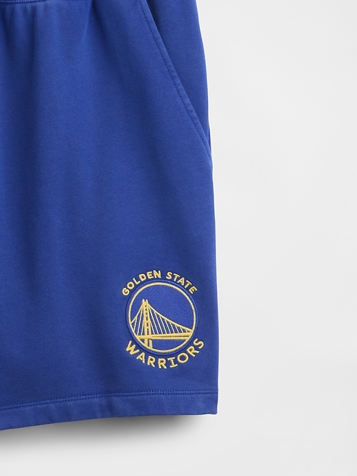 Image number 5 showing, NBA Golden State Warriors Logo Heavyweight Sweat Shorts