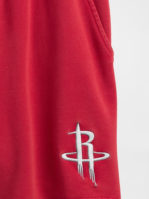 Image number 5 showing, NBA Houston Rockets Logo Heavyweight Sweat Shorts