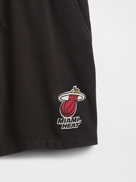 Image number 5 showing, NBA Miami Heat Logo Heavyweight Sweat Shorts