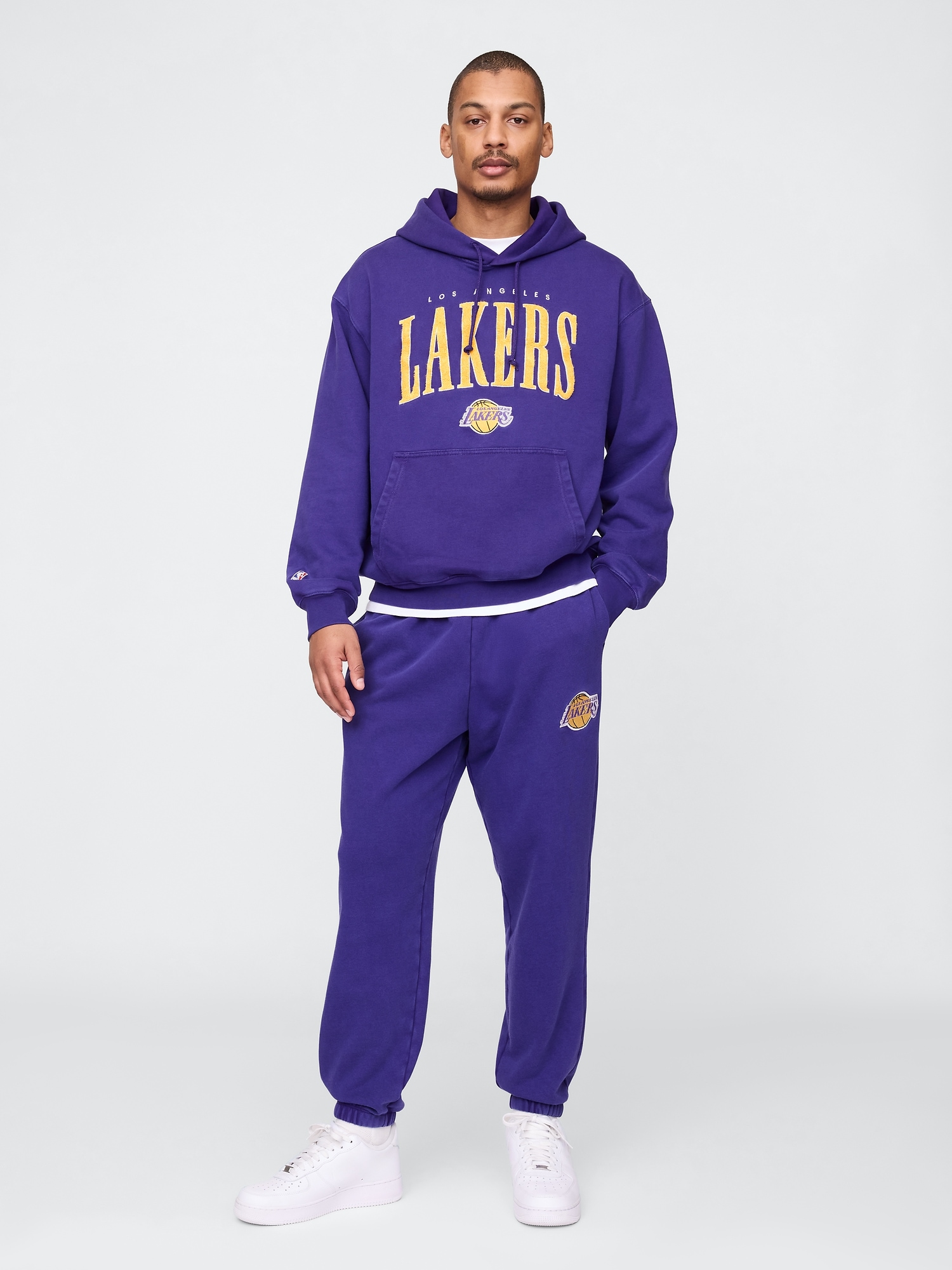 NBA Los Angeles Lakers Logo Heavyweight Joggers