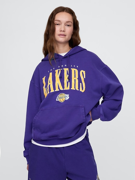 Image number 5 showing, NBA Los Angeles Lakers Logo Heavyweight Hoodie