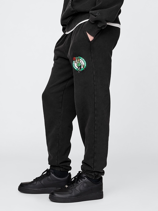 Image number 3 showing, NBA Boston Celtics Logo Heavyweight Joggers