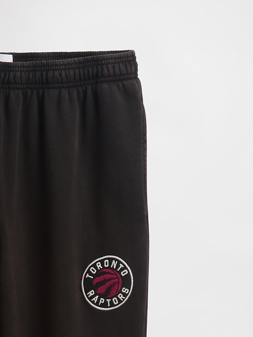 Image number 5 showing, NBA Toronto Raptors Logo Heavyweight Joggers