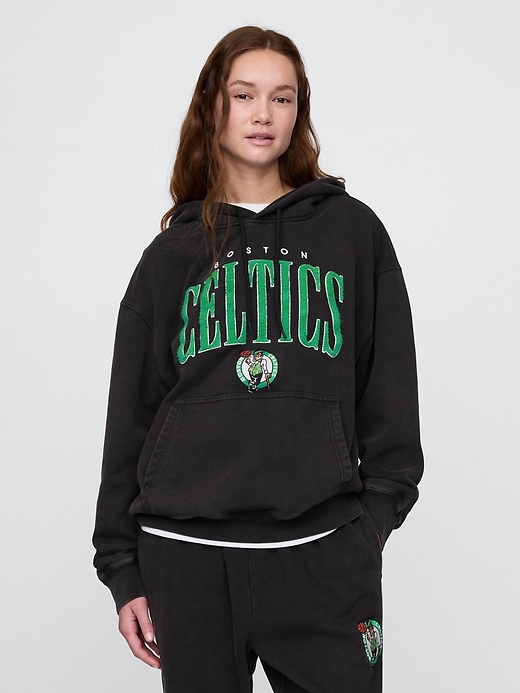 Image number 5 showing, NBA Boston Celtics Logo Heavyweight Hoodie