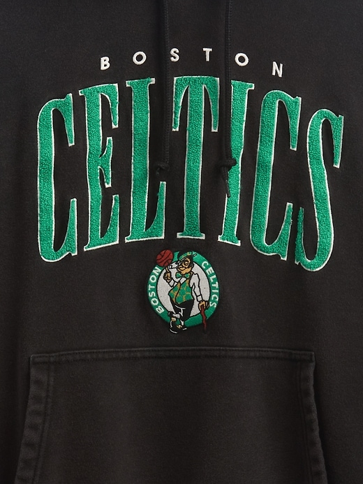 Image number 4 showing, NBA Boston Celtics Logo Heavyweight Hoodie