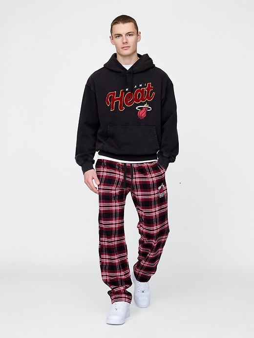 Image number 1 showing, NBA Miami Heat Flannel PJ Pants