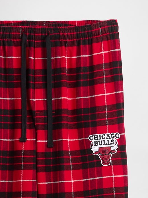 Image number 4 showing, NBA Chicago Bulls Flannel PJ Pants