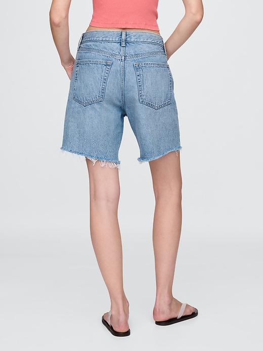 Image number 5 showing, 8" Mid Rise '90s Loose Denim Bermuda Shorts