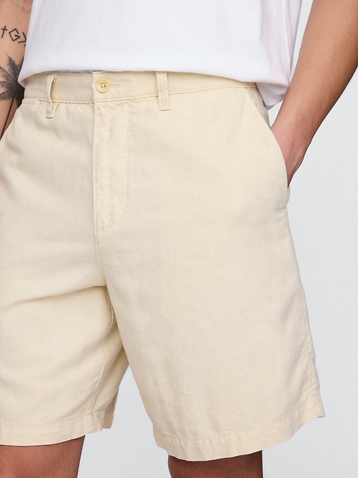 Image number 5 showing, 8" Linen-Cotton Shorts