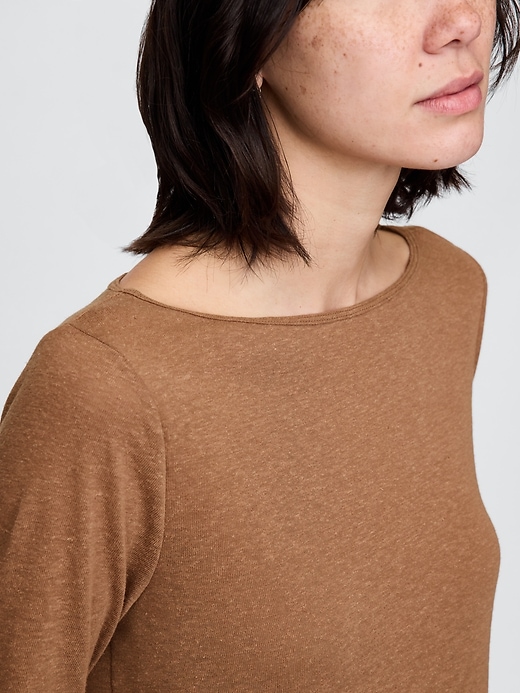 Image number 4 showing, Linen-Blend Cropped Boatneck T-Shirt