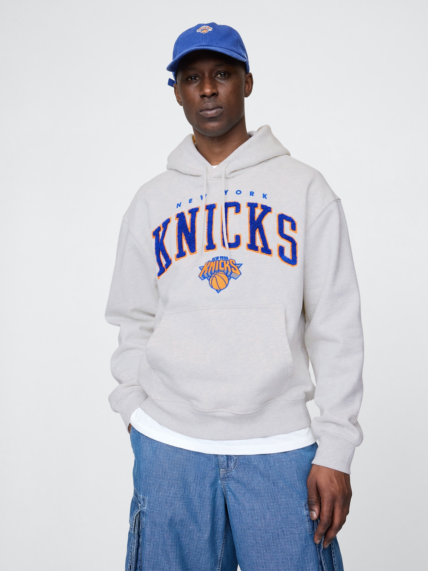 NBA New York Knicks Logo Heavyweight Hoodie